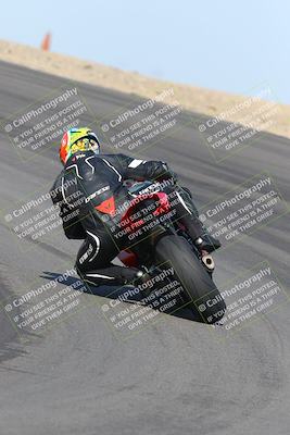 media/Feb-04-2023-SoCal Trackdays (Sat) [[8a776bf2c3]]/Turn 10 Backside (1010am)/